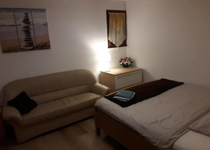 Apartment 11 Zentrum Mit 2 Schlafzimmer Bestrooms Eu *